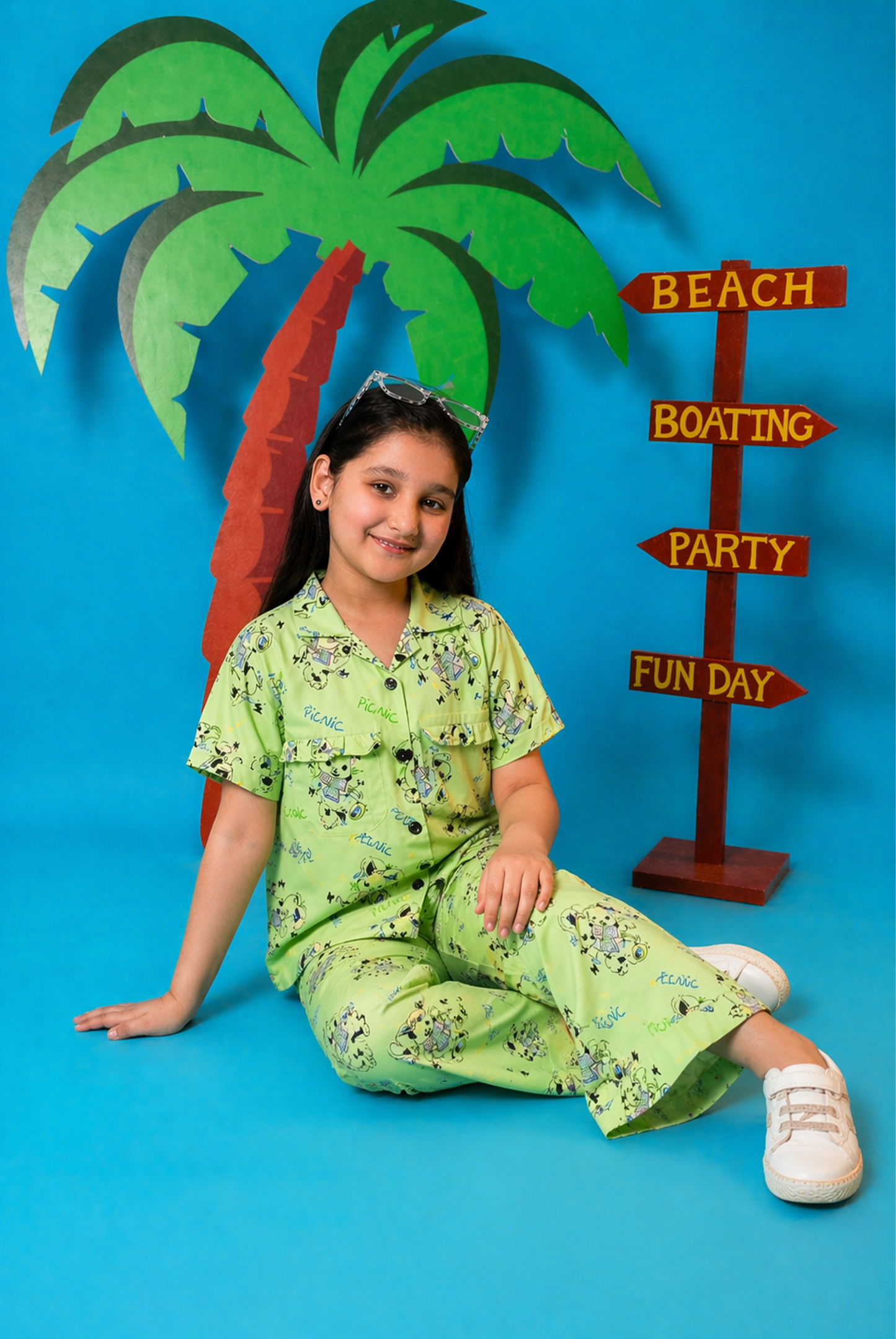 SCAR LET SCRIPT PARROT CO-ORD SET Reality