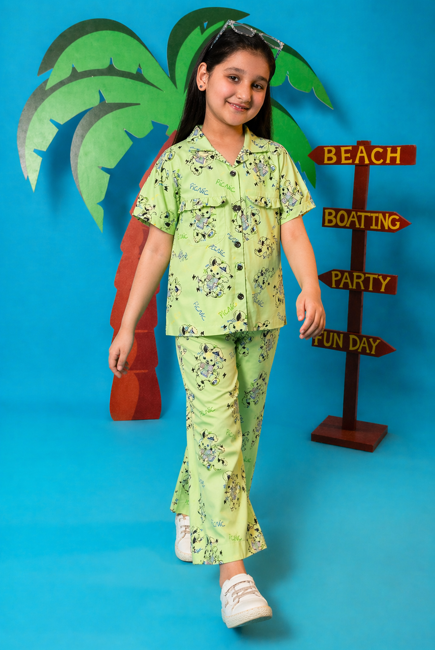 SCAR LET SCRIPT PARROT CO-ORD SET Reality