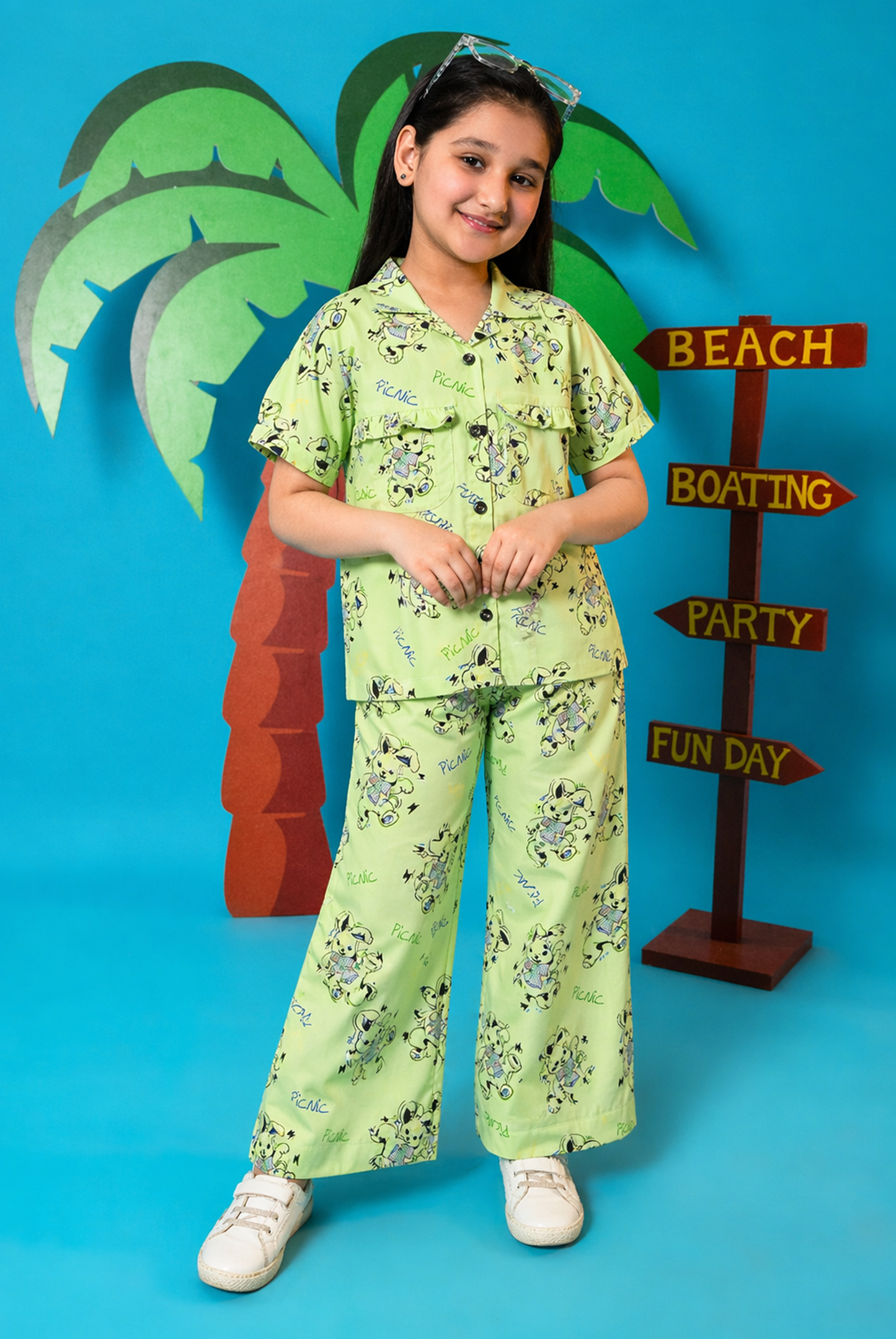 SCAR LET SCRIPT PARROT CO-ORD SET Reality