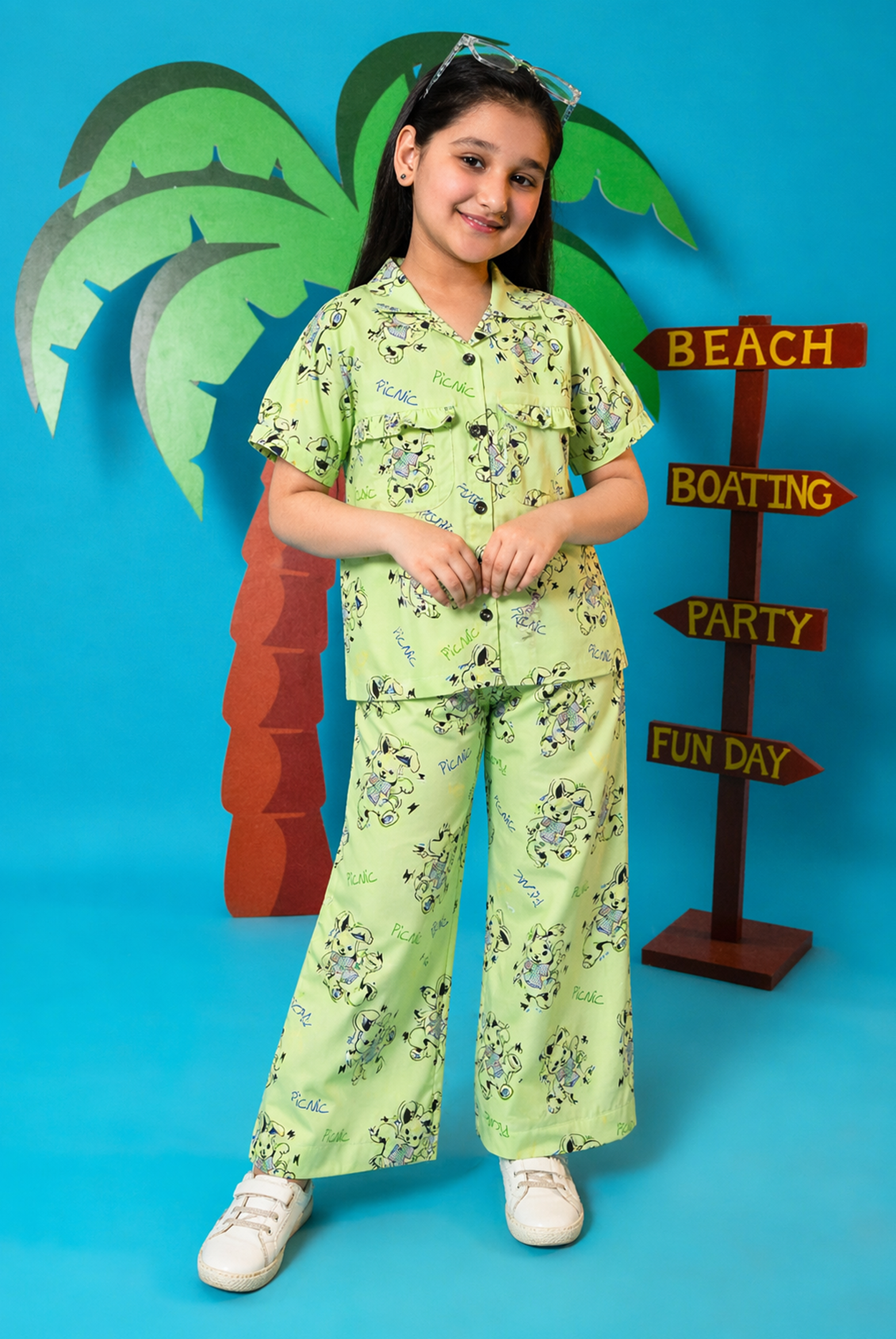 SCAR LET SCRIPT PARROT CO-ORD SET Reality
