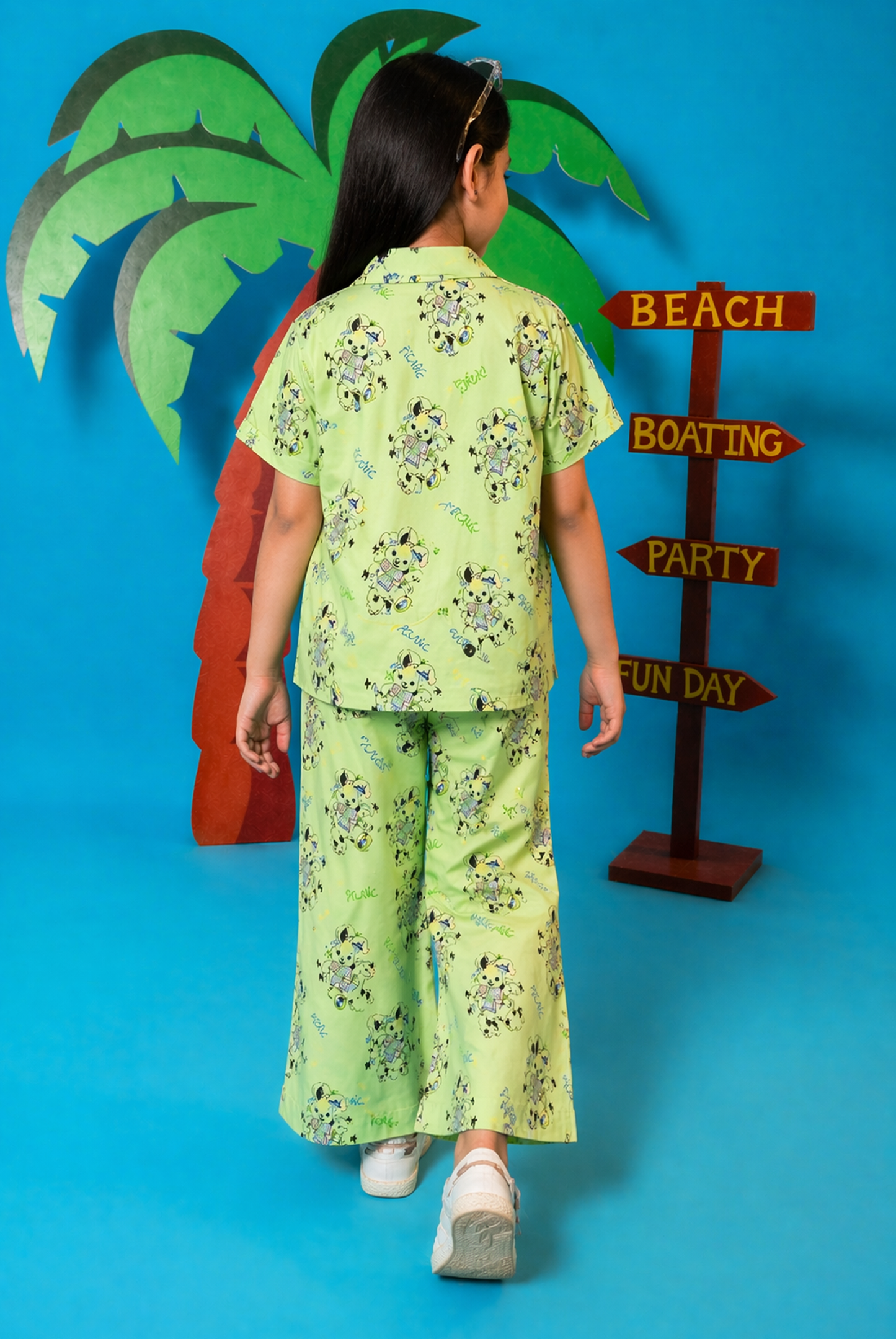 SCAR LET SCRIPT PARROT CO-ORD SET Reality
