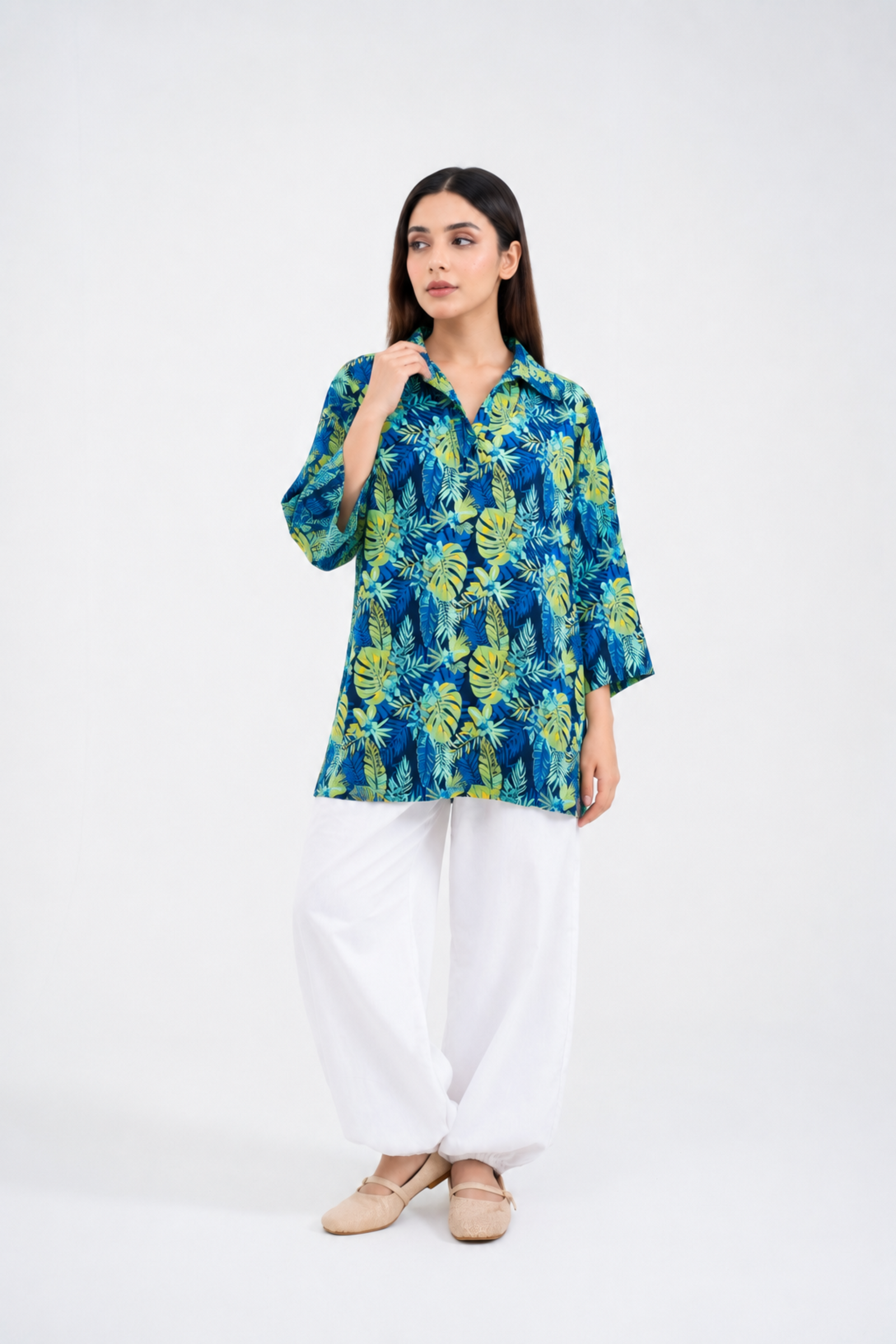 LADIES PARROT TOP Reality