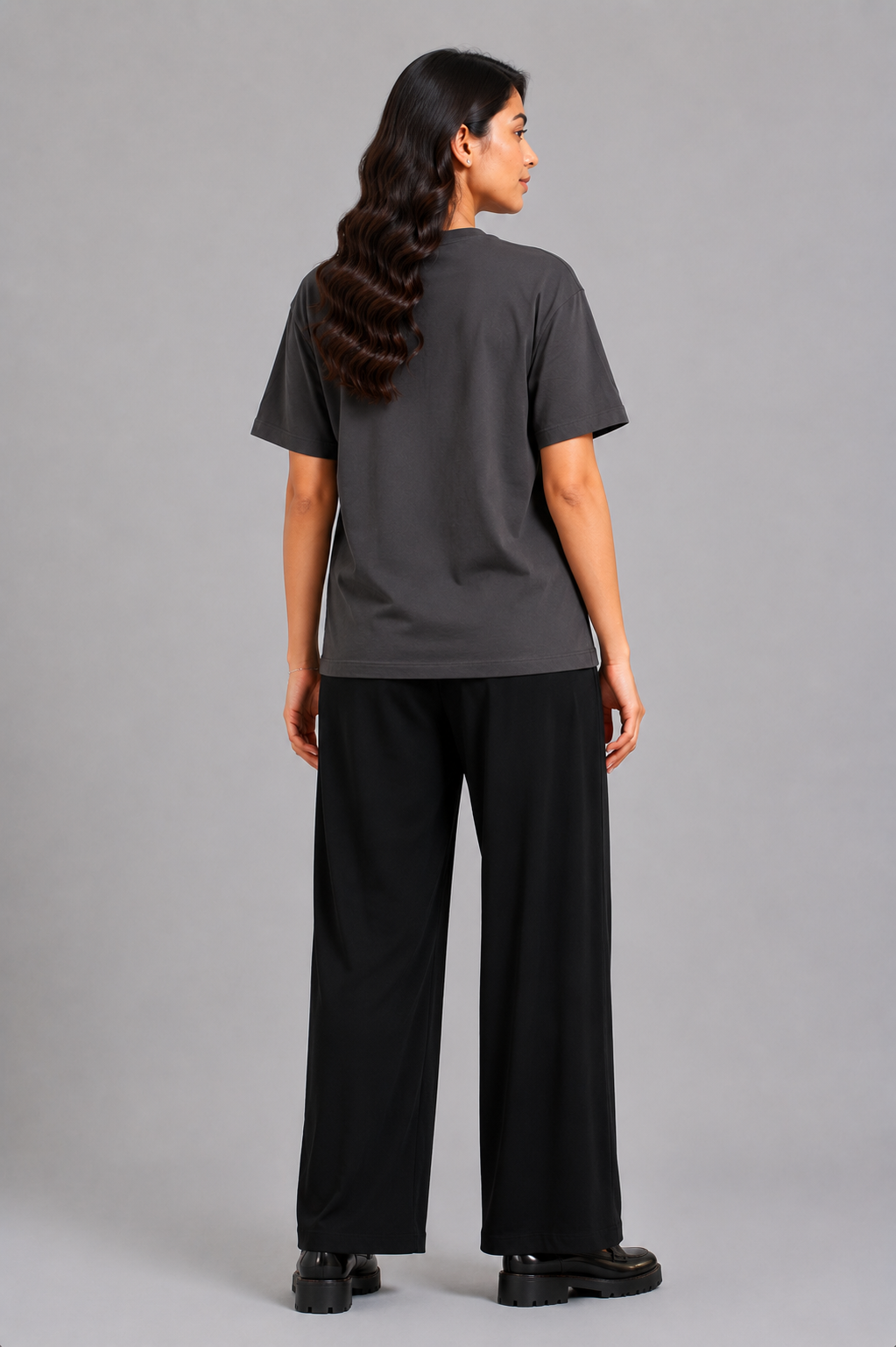 LADIES 2014 GRAPHIC DARK GREY TEE Reality
