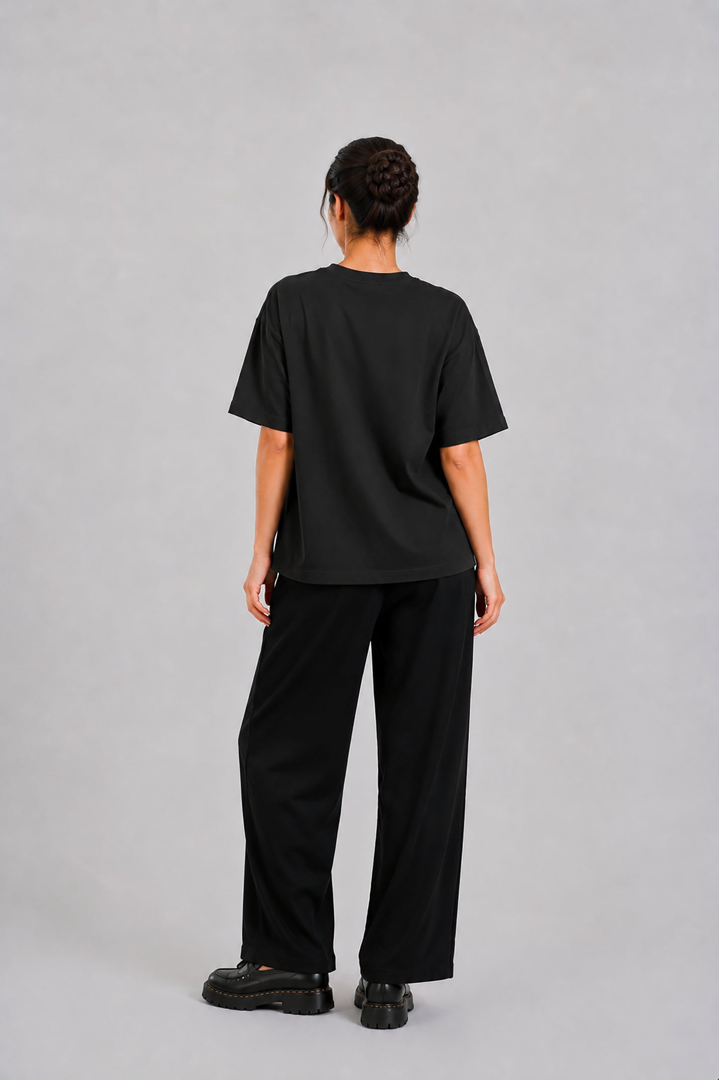 THE WILD GRAPHIC JET BLACK TEE