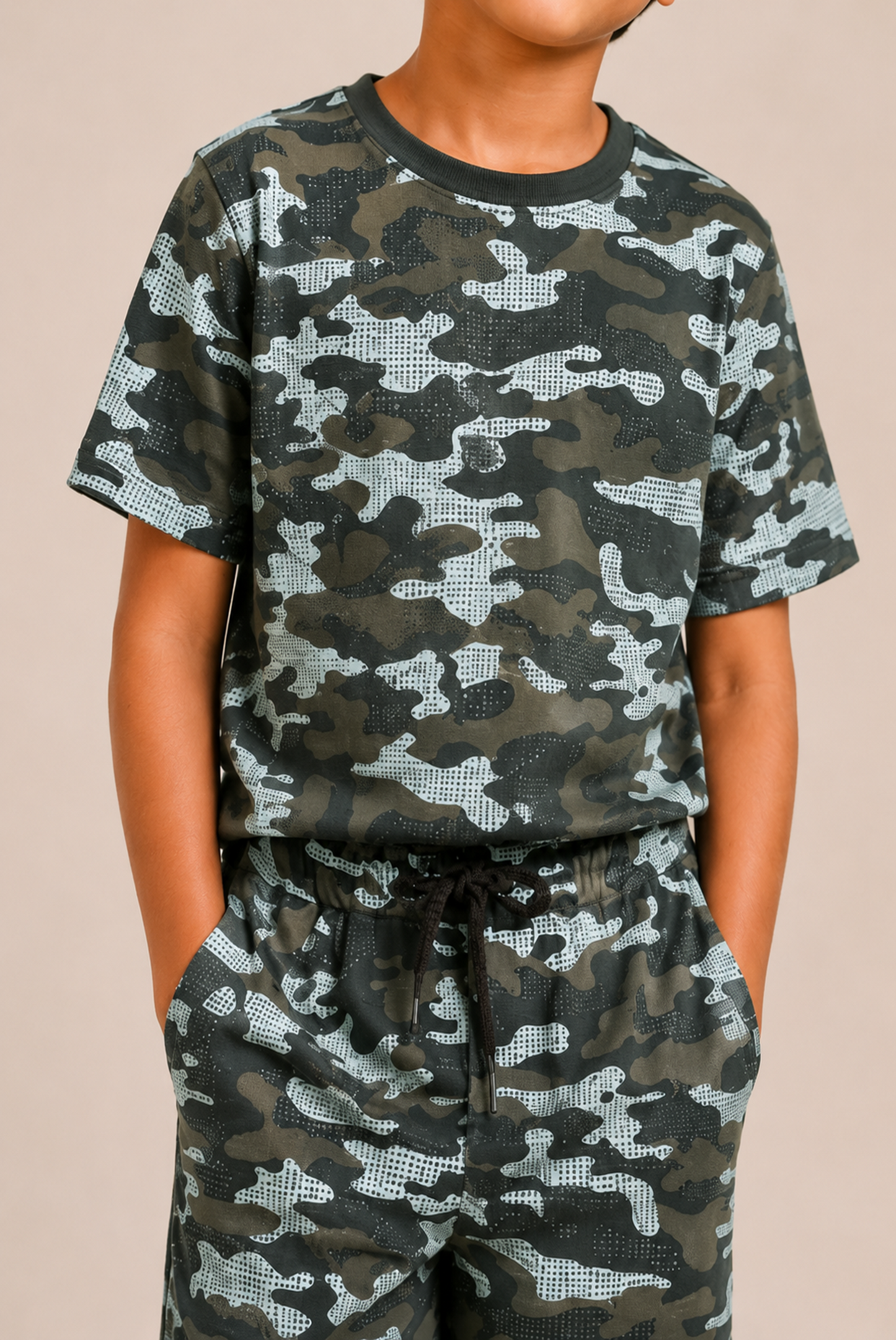 BOYS GREEN SHORTS Reality